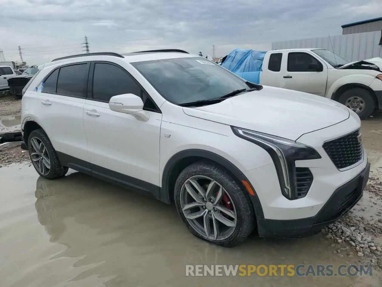 4 fotografías del automóvil dañado 1GYFZER47MF018866 CADILLAC XT4 2021