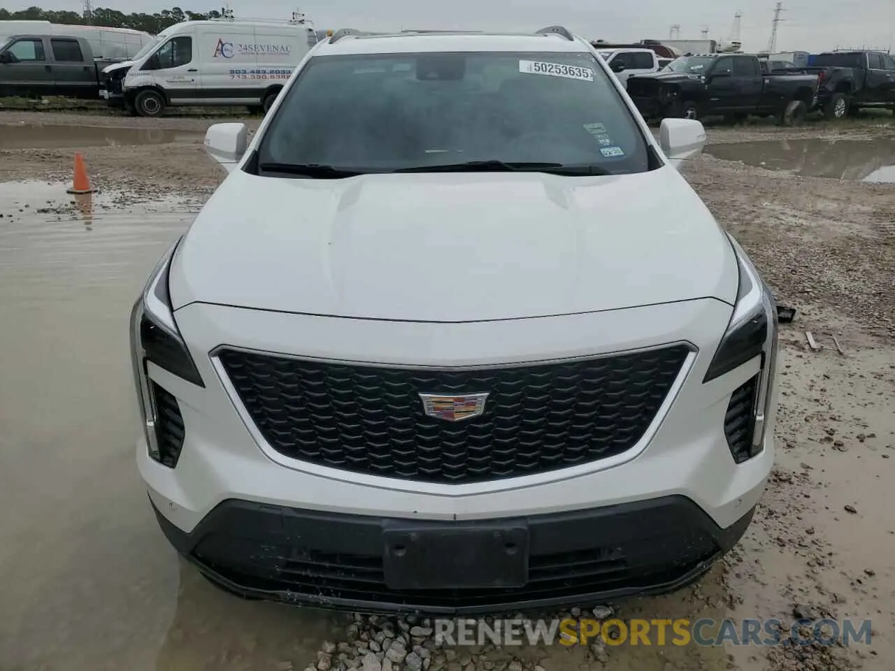 5 fotografías del automóvil dañado 1GYFZER47MF018866 CADILLAC XT4 2021