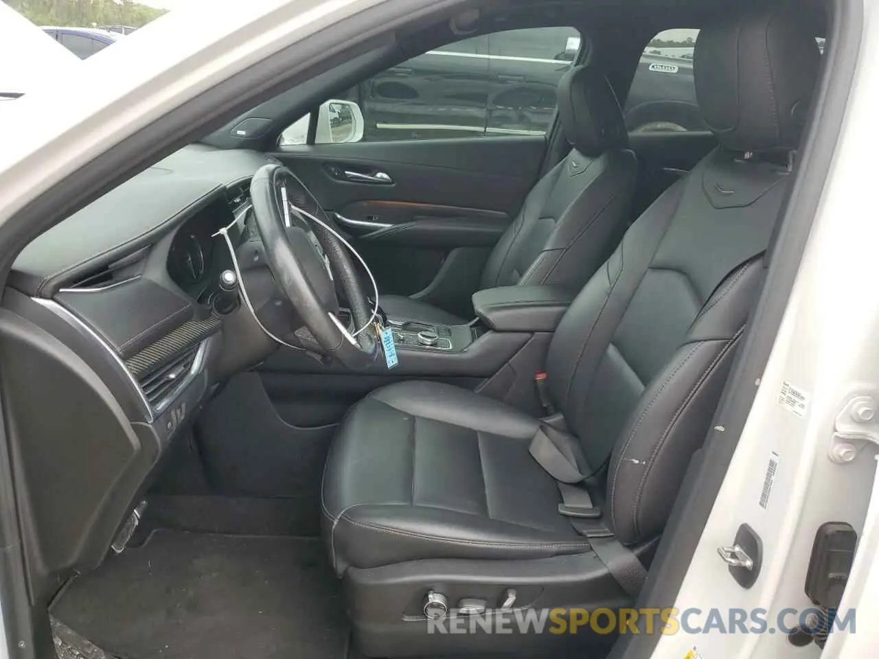 7 fotografías del automóvil dañado 1GYFZER47MF018866 CADILLAC XT4 2021