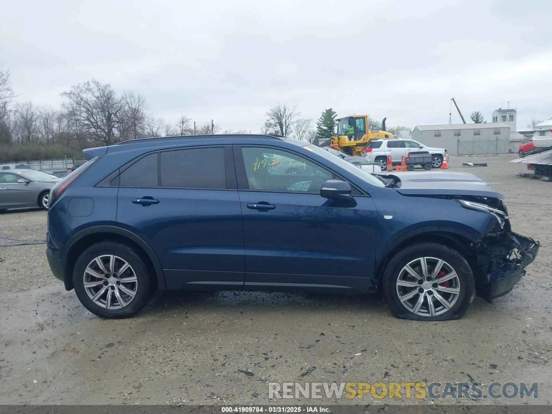 12 fotografías del automóvil dañado 1GYFZFR45MF053573 CADILLAC XT4 2021