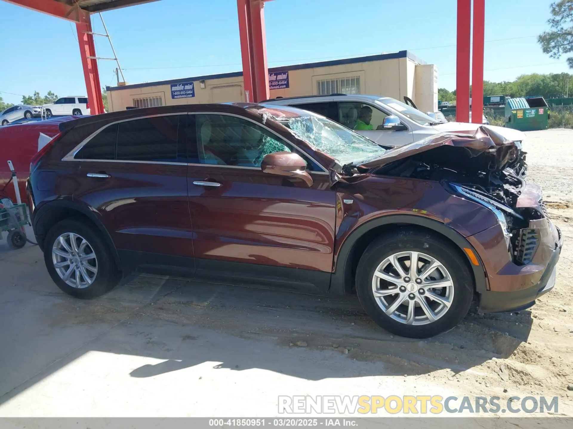 13 fotografías del automóvil dañado 1GYAZAR42NF162880 CADILLAC XT4 2022