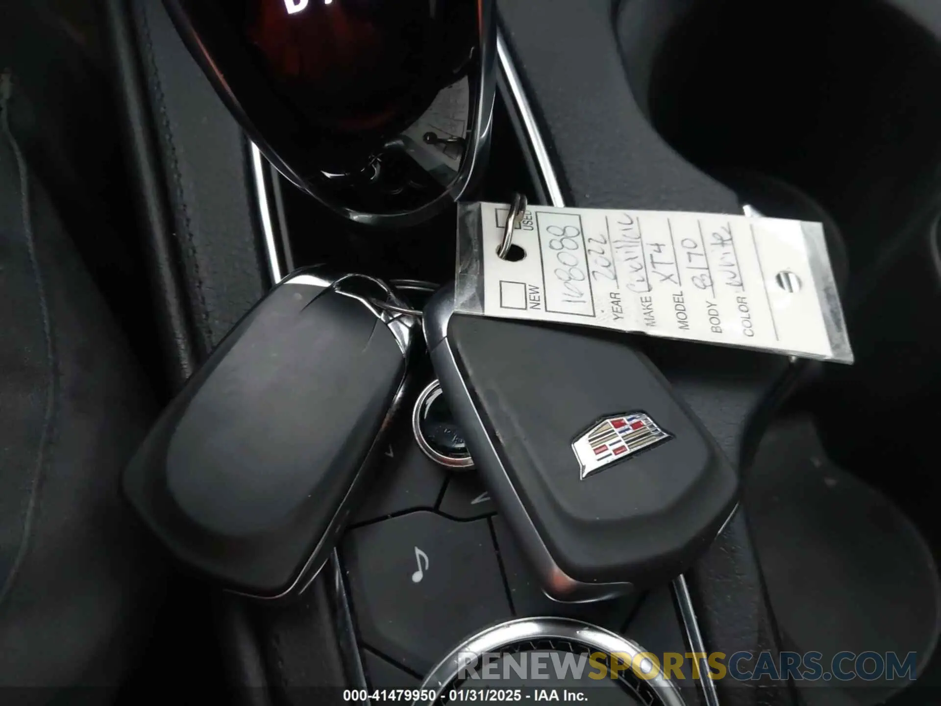 11 fotografías del automóvil dañado 1GYAZAR45NF168088 CADILLAC XT4 2022