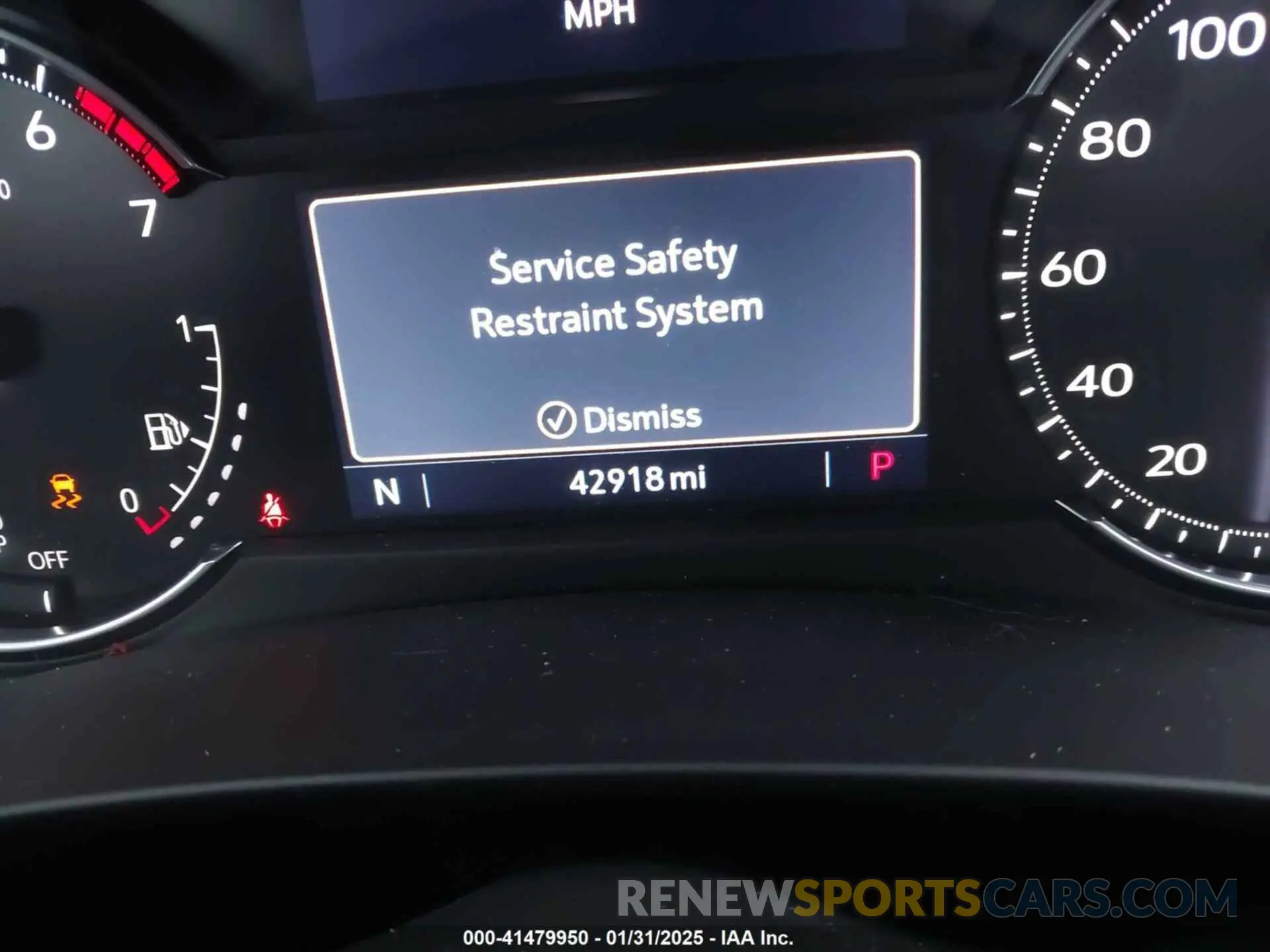 15 fotografías del automóvil dañado 1GYAZAR45NF168088 CADILLAC XT4 2022