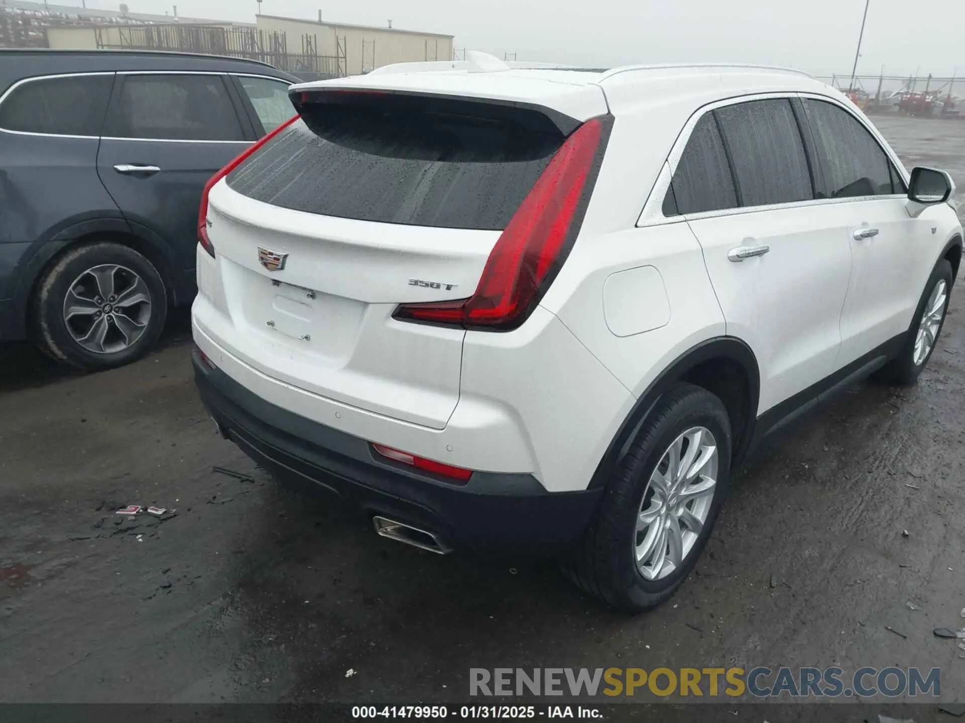 4 fotografías del automóvil dañado 1GYAZAR45NF168088 CADILLAC XT4 2022