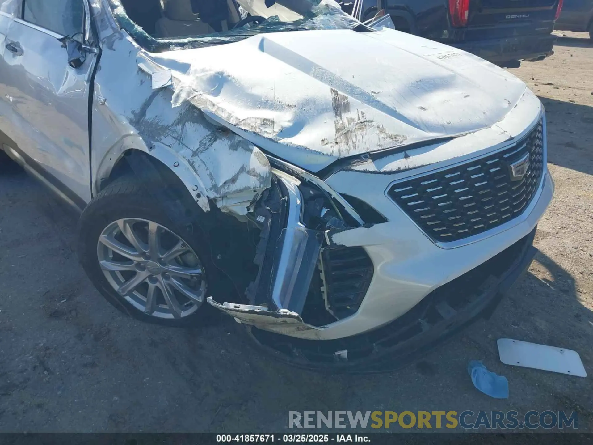 10 fotografías del automóvil dañado 1GYAZAR48NF170949 CADILLAC XT4 2022