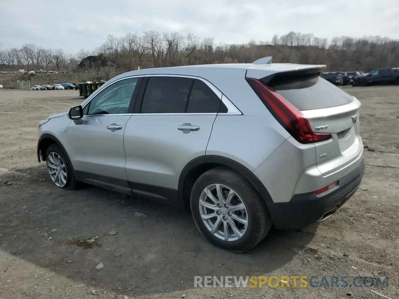 2 fotografías del automóvil dañado 1GYFZBR46NF144622 CADILLAC XT4 2022