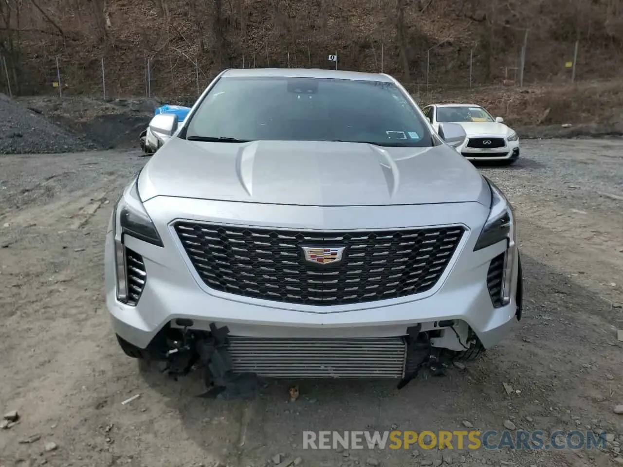 5 fotografías del automóvil dañado 1GYFZBR46NF144622 CADILLAC XT4 2022
