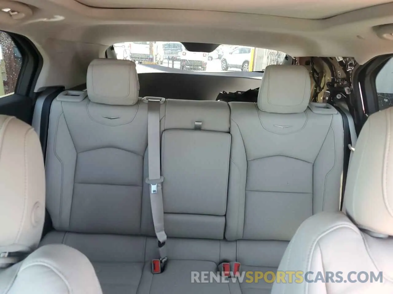 10 fotografías del automóvil dañado 1GYFZCR48NF123518 CADILLAC XT4 2022