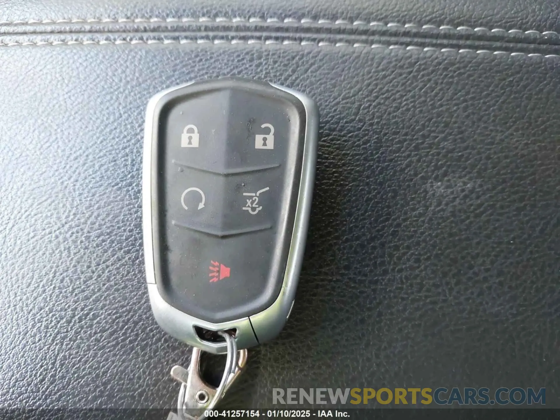 11 fotografías del automóvil dañado 1GYFZDR41NF105299 CADILLAC XT4 2022