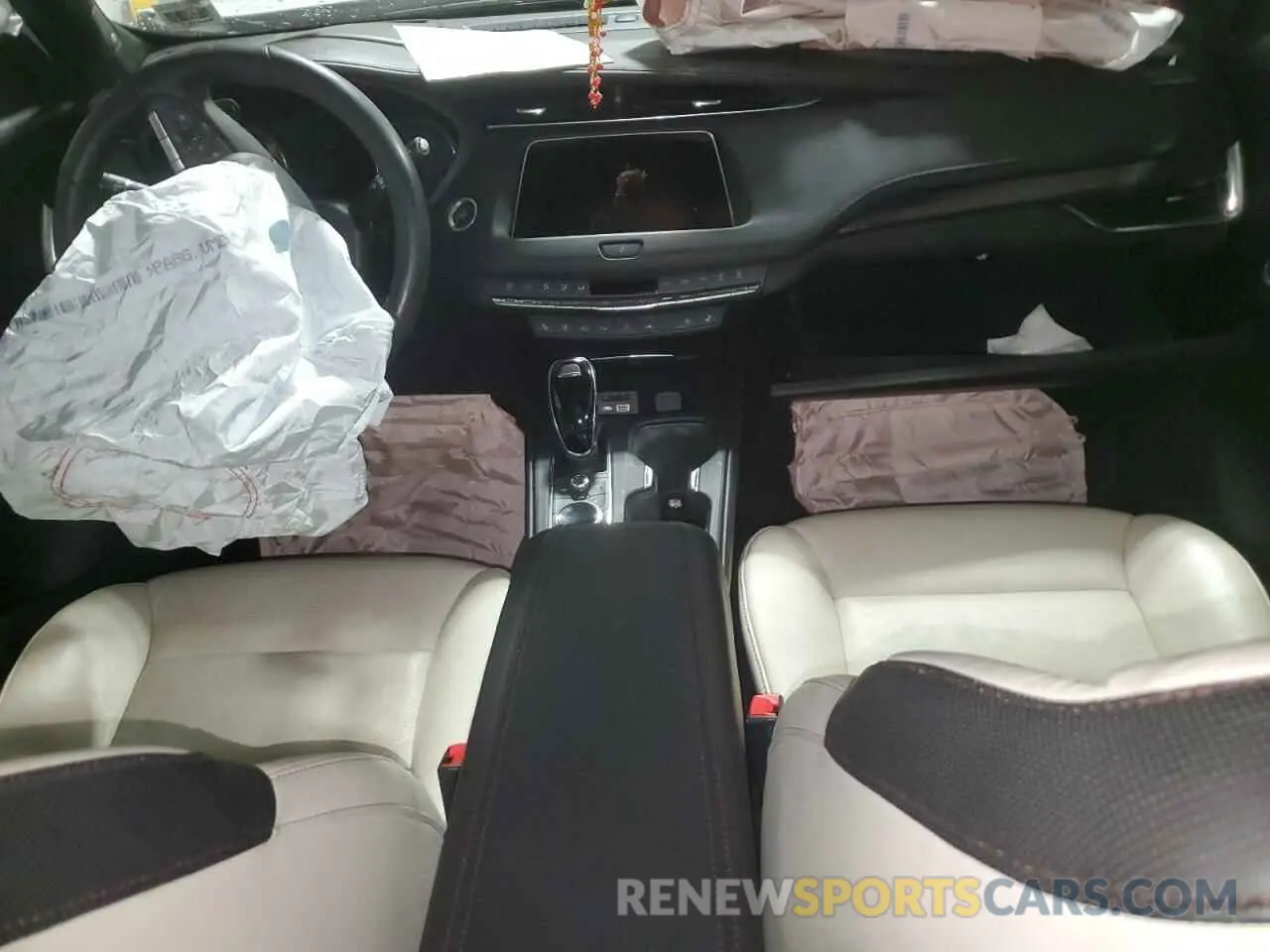 8 fotografías del automóvil dañado 1GYFZFR44NF148076 CADILLAC XT4 2022