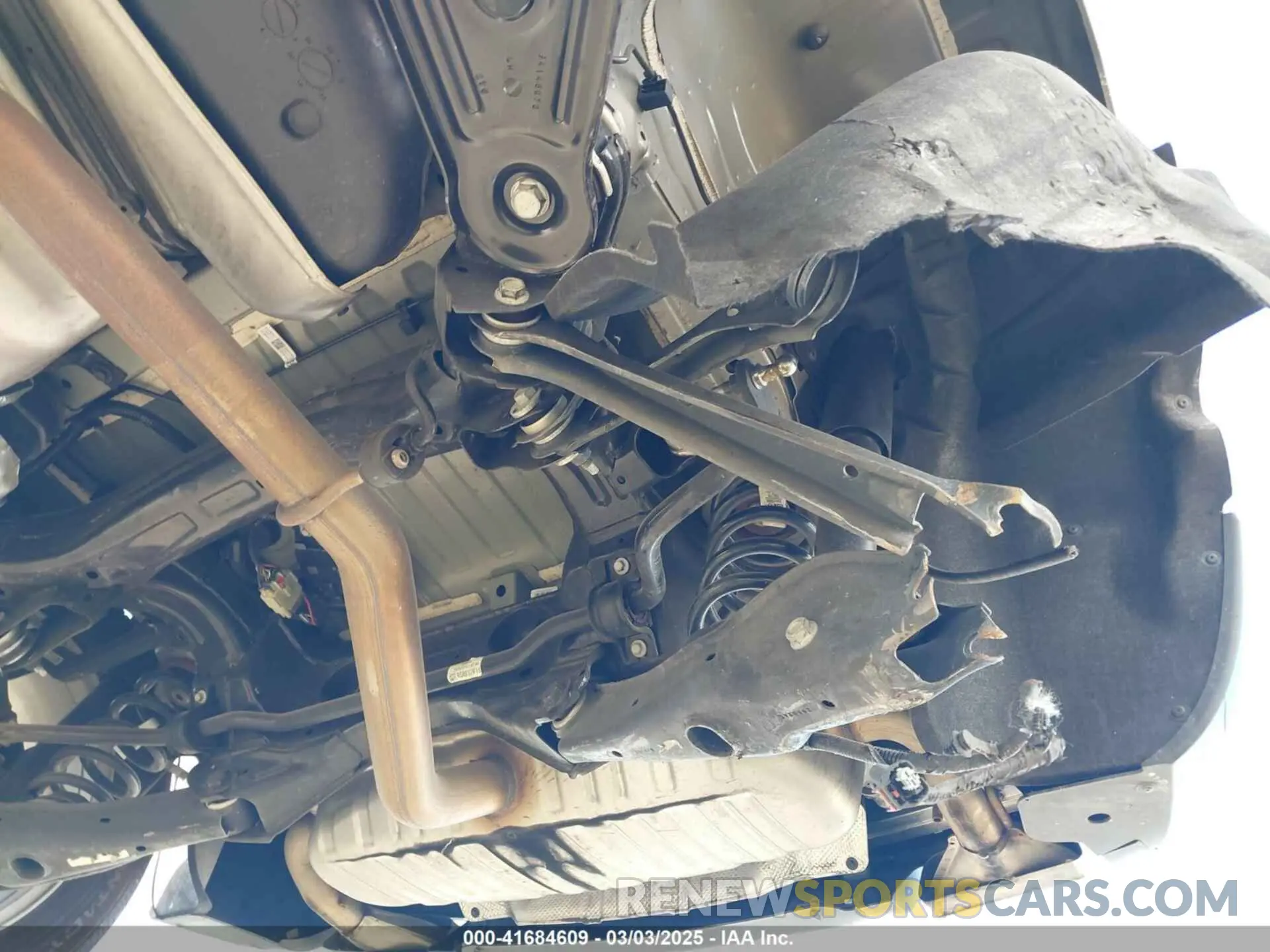 19 fotografías del automóvil dañado 1GYAZAR40PF135132 CADILLAC XT4 2023