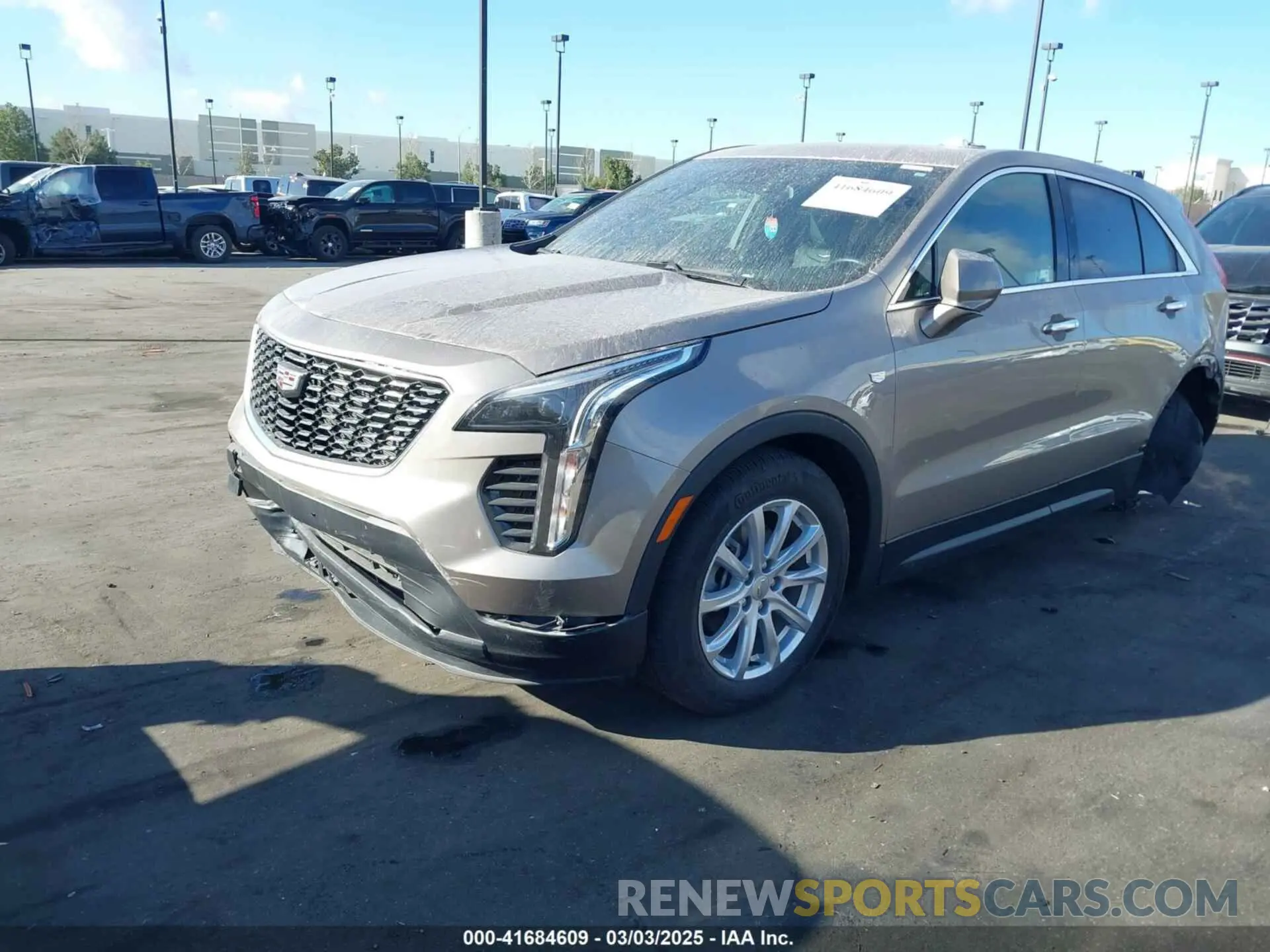 6 fotografías del automóvil dañado 1GYAZAR40PF135132 CADILLAC XT4 2023