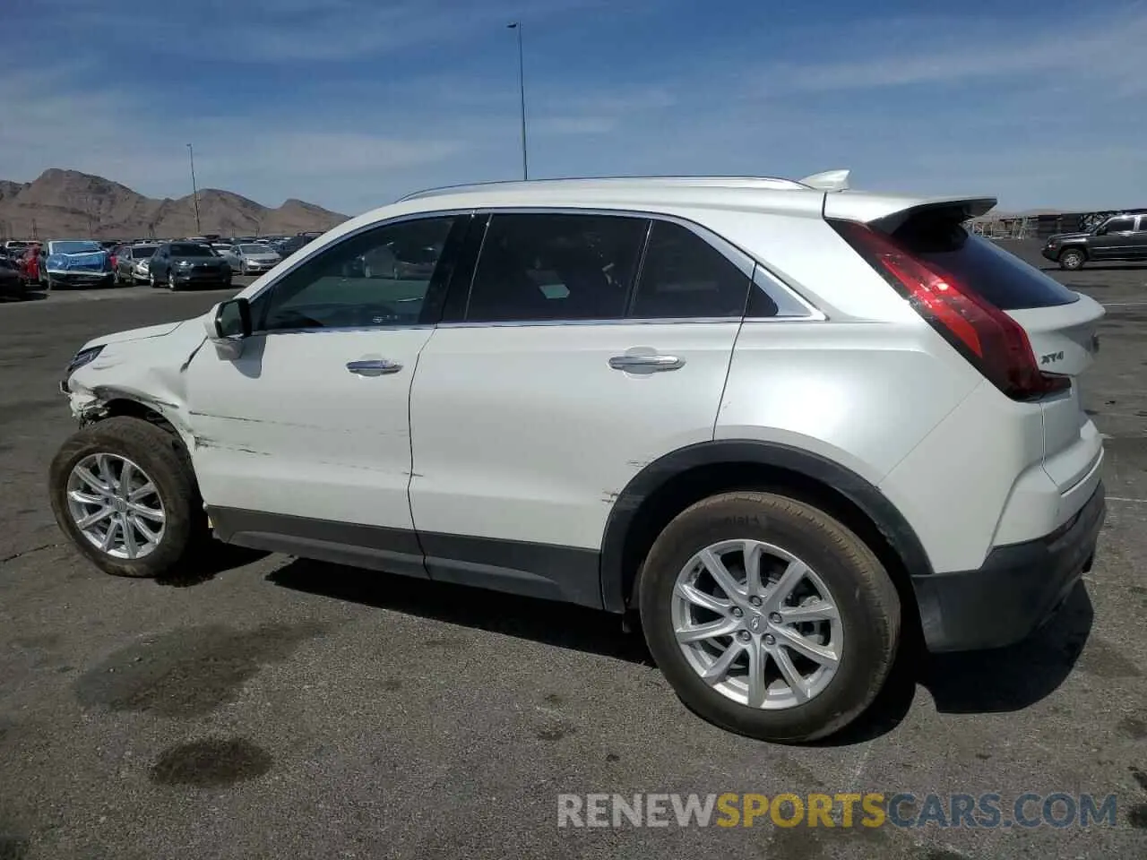 2 fotografías del automóvil dañado 1GYAZAR46PF134602 CADILLAC XT4 2023