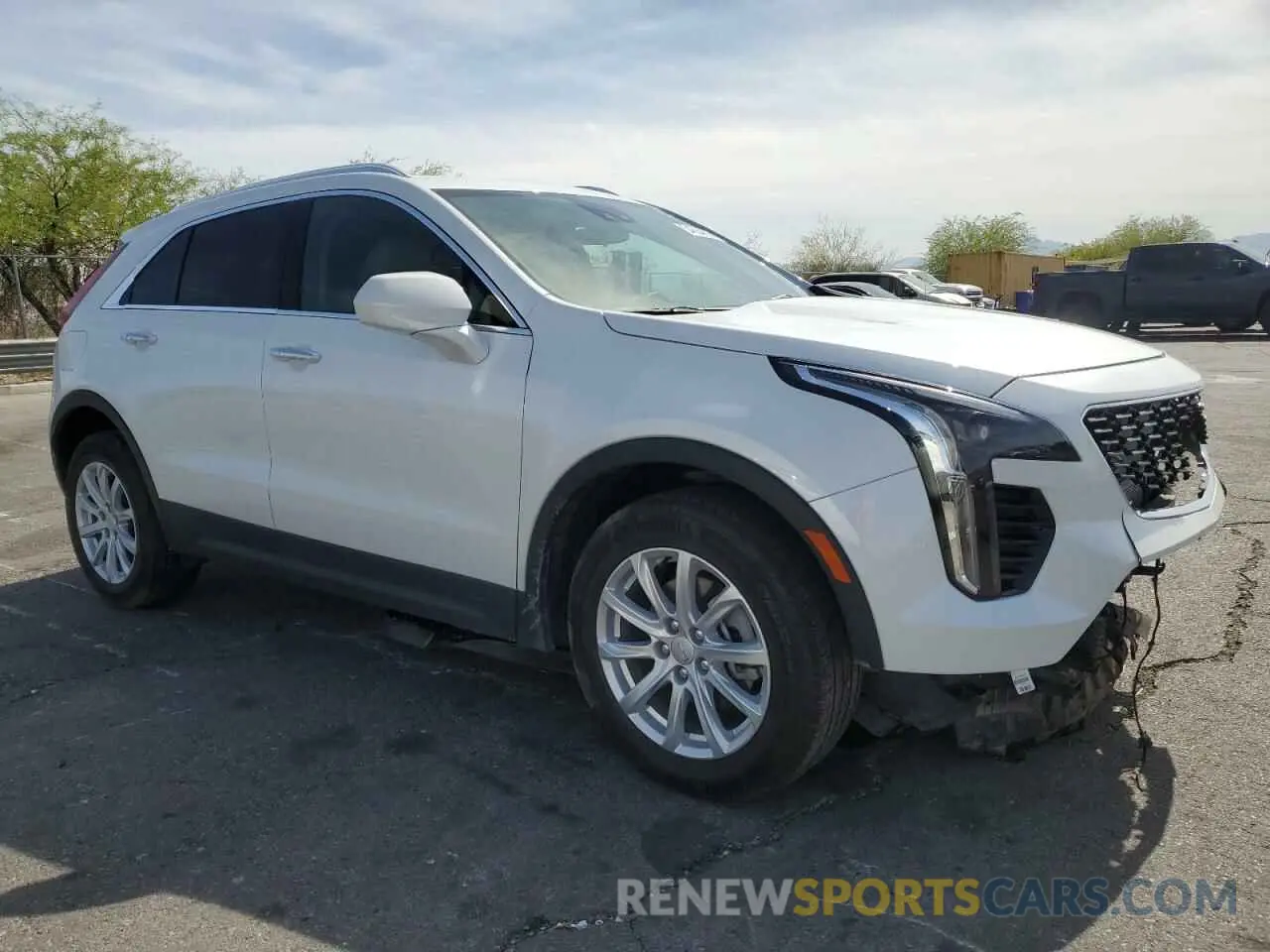 4 fotografías del automóvil dañado 1GYAZAR46PF134602 CADILLAC XT4 2023