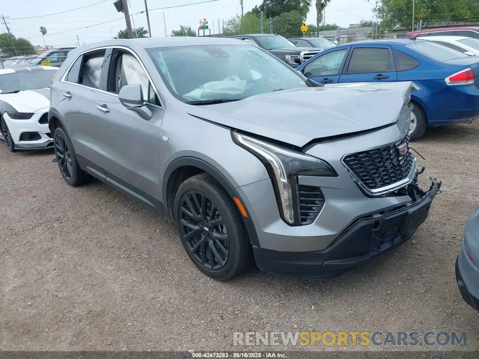 1 fotografías del automóvil dañado 1GYAZAR47PF134530 CADILLAC XT4 2023