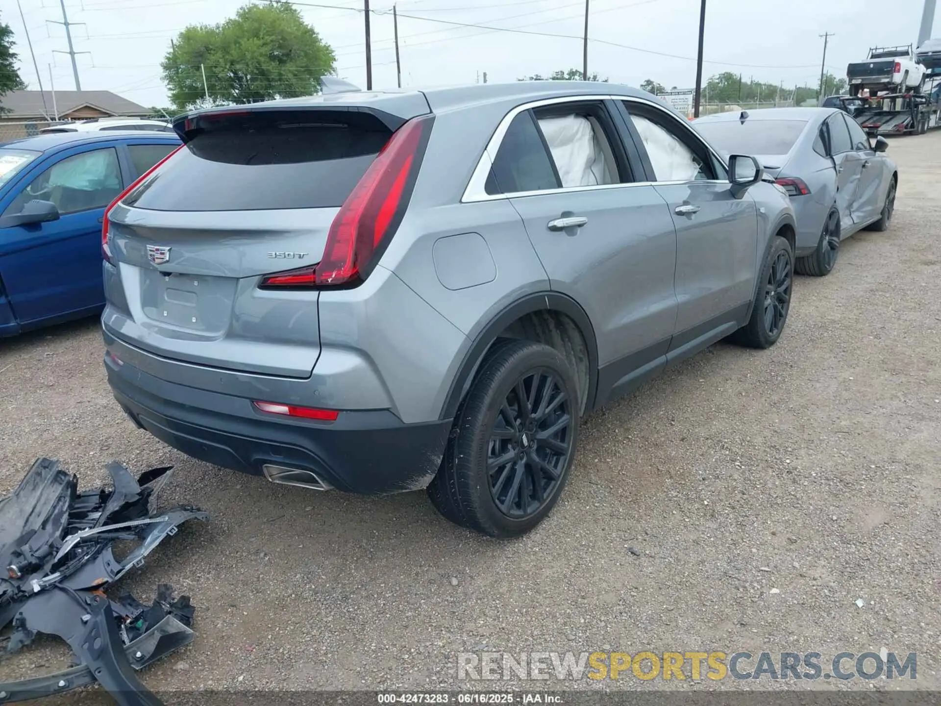 4 fotografías del automóvil dañado 1GYAZAR47PF134530 CADILLAC XT4 2023