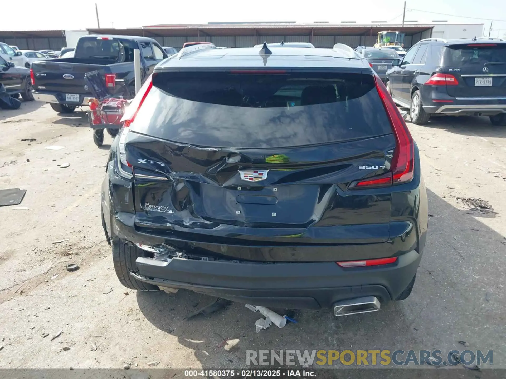 15 fotografías del automóvil dañado 1GYAZAR47PF159153 CADILLAC XT4 2023