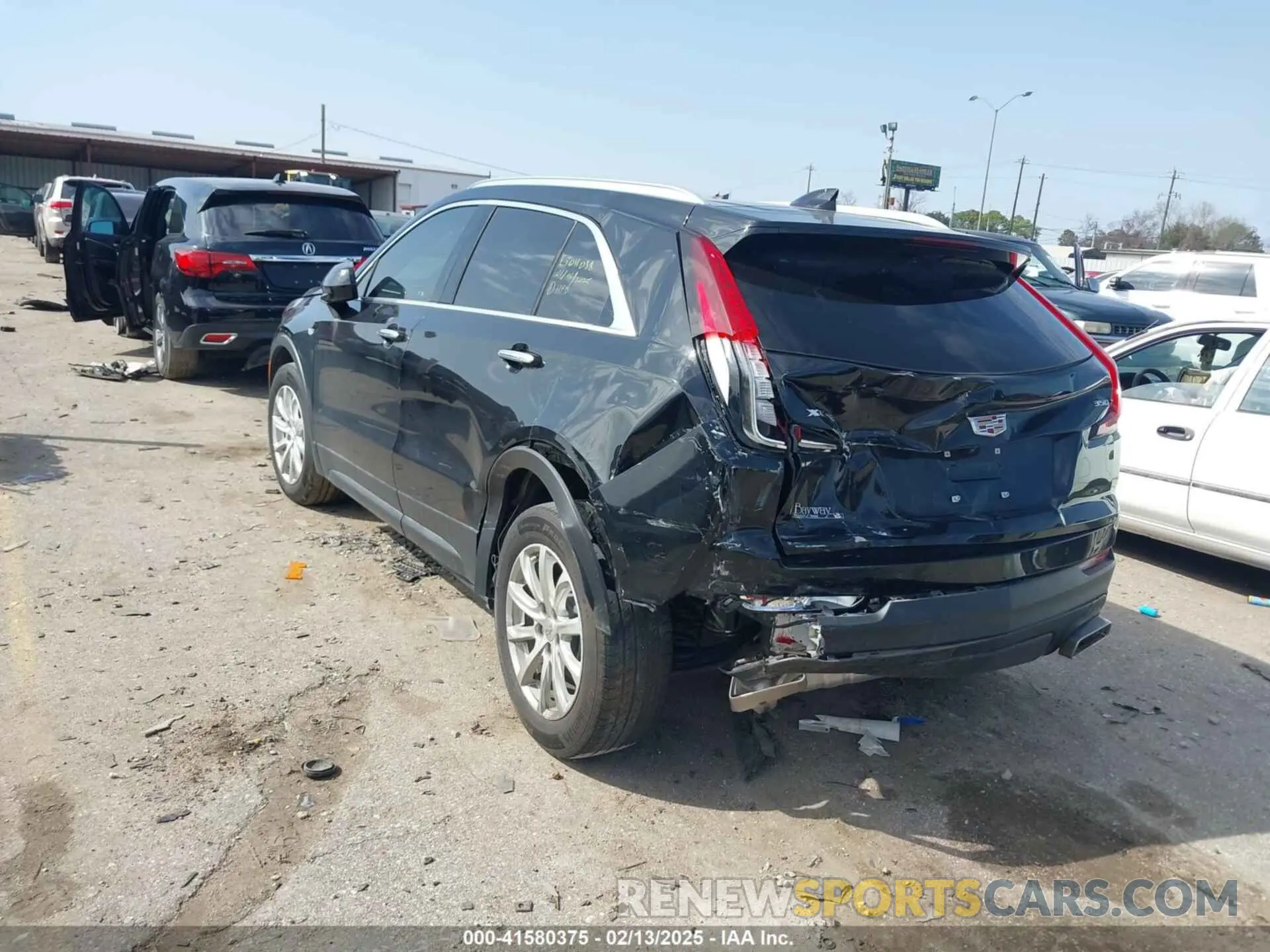 3 fotografías del automóvil dañado 1GYAZAR47PF159153 CADILLAC XT4 2023