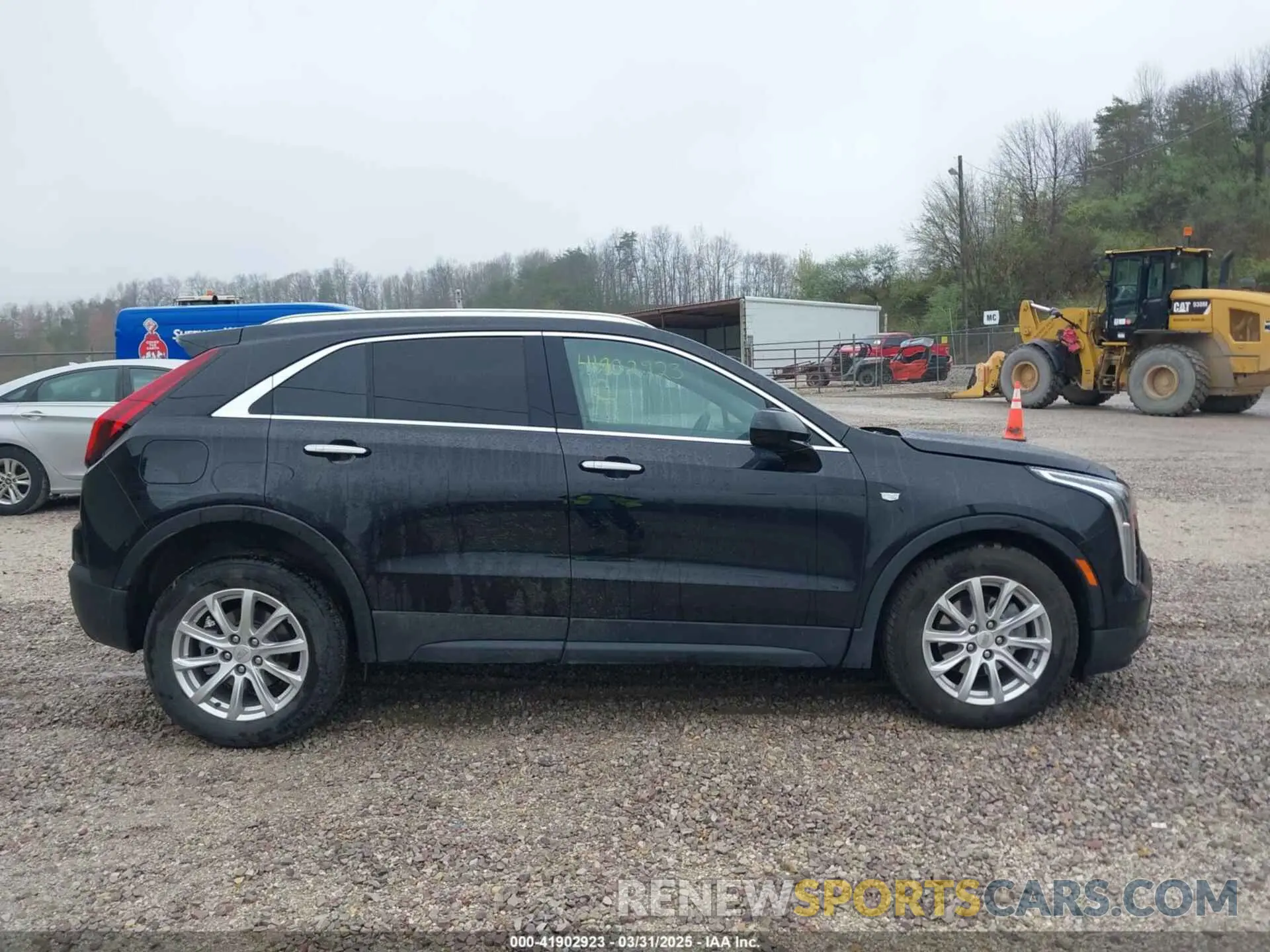 14 fotografías del automóvil dañado 1GYFZBR42PF103973 CADILLAC XT4 2023