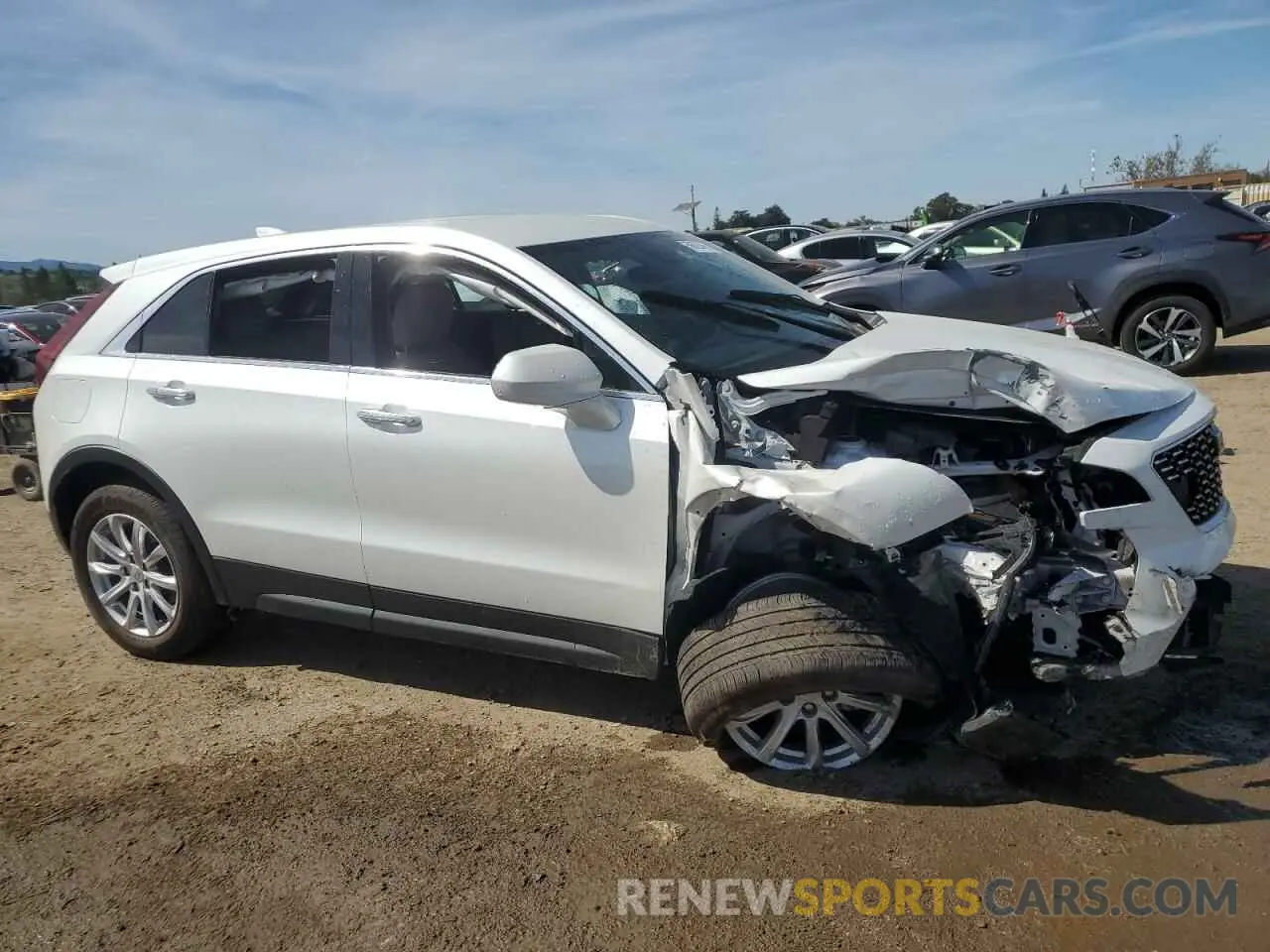4 fotografías del automóvil dañado 1GYFZBR44PF101576 CADILLAC XT4 2023