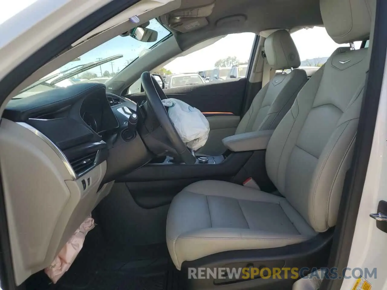 7 fotografías del automóvil dañado 1GYFZBR44PF101576 CADILLAC XT4 2023
