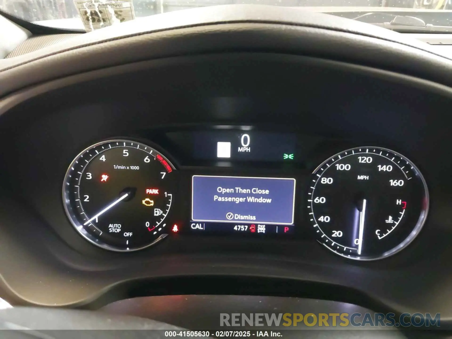 7 fotografías del automóvil dañado 1GYFZBR48PF174059 CADILLAC XT4 2023