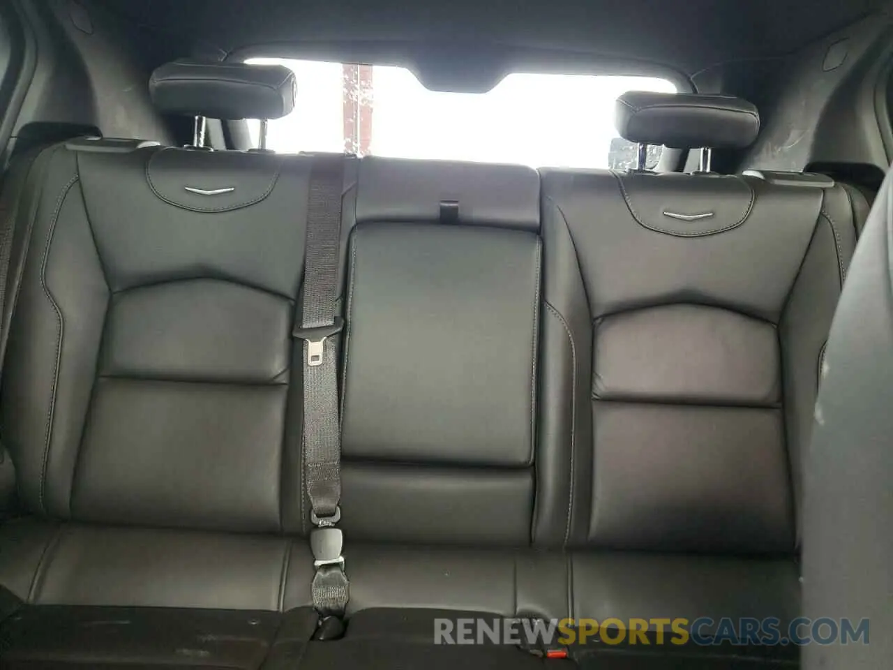 10 fotografías del automóvil dañado 1GYFZCR44PF135037 CADILLAC XT4 2023