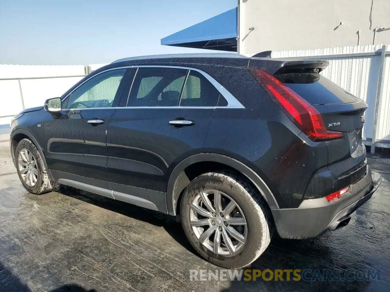 2 fotografías del automóvil dañado 1GYFZCR44PF175022 CADILLAC XT4 2023