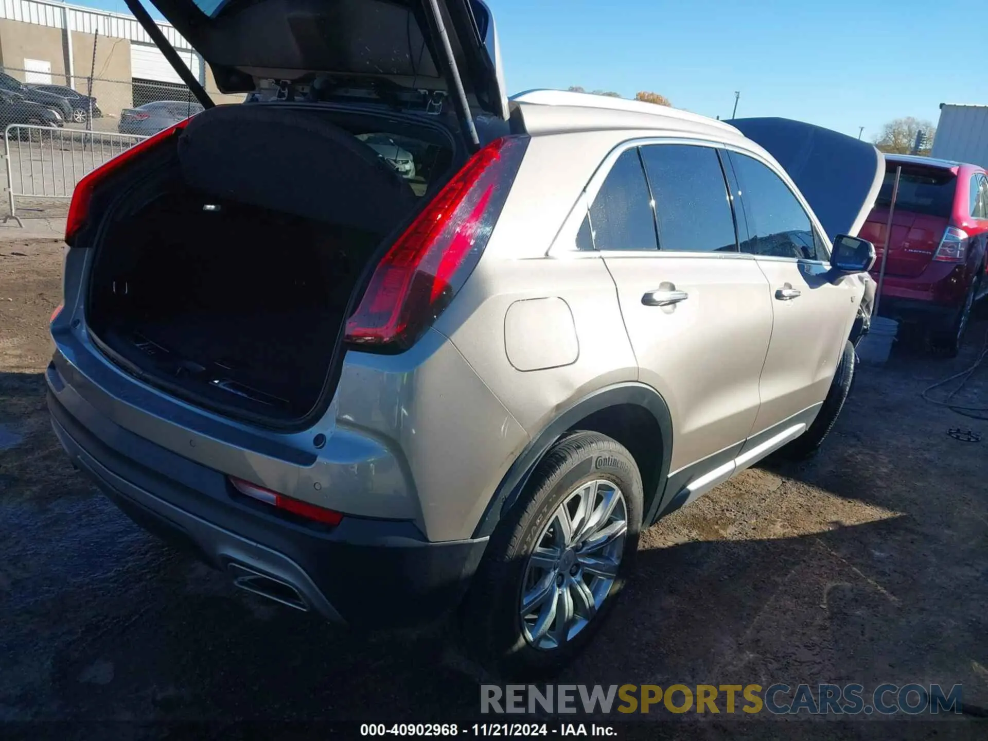 4 fotografías del automóvil dañado 1GYFZCR46PF191870 CADILLAC XT4 2023