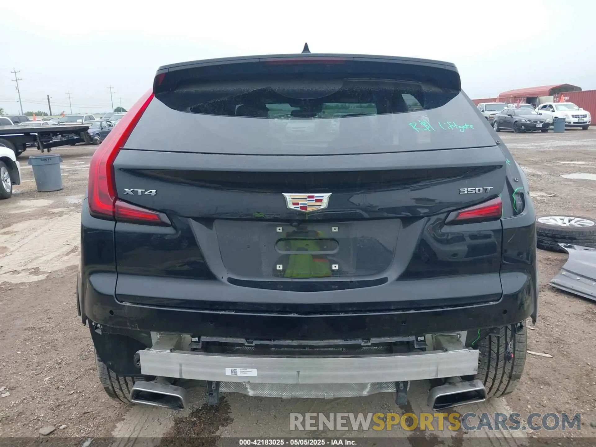 17 fotografías del automóvil dañado 1GYFZCR48PF142752 CADILLAC XT4 2023