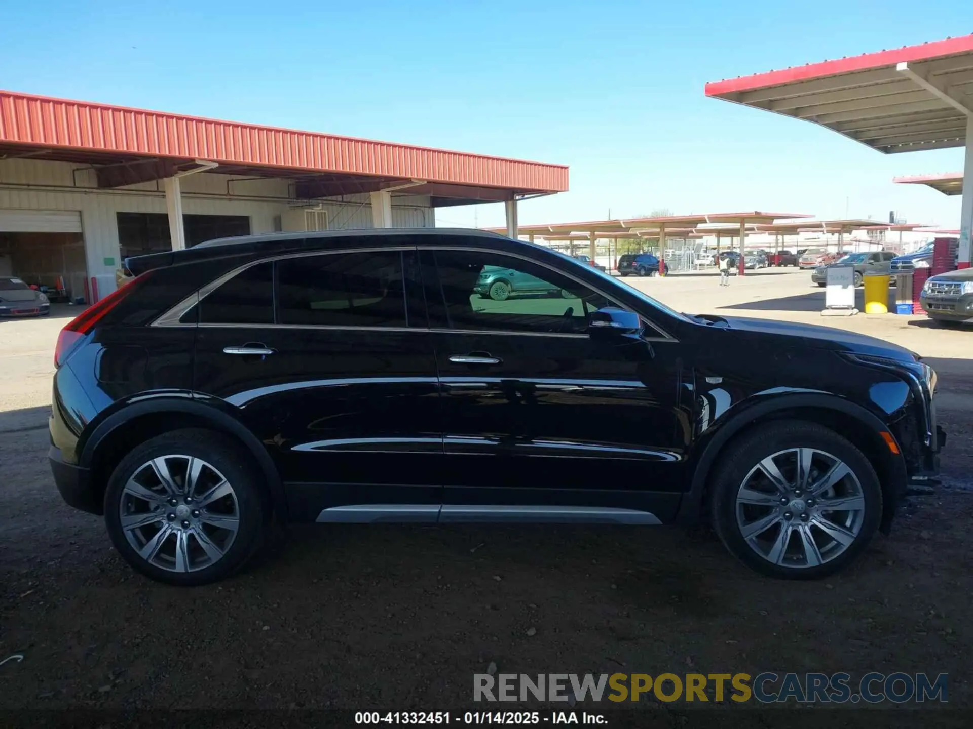 14 fotografías del automóvil dañado 1GYFZCR49PF173489 CADILLAC XT4 2023