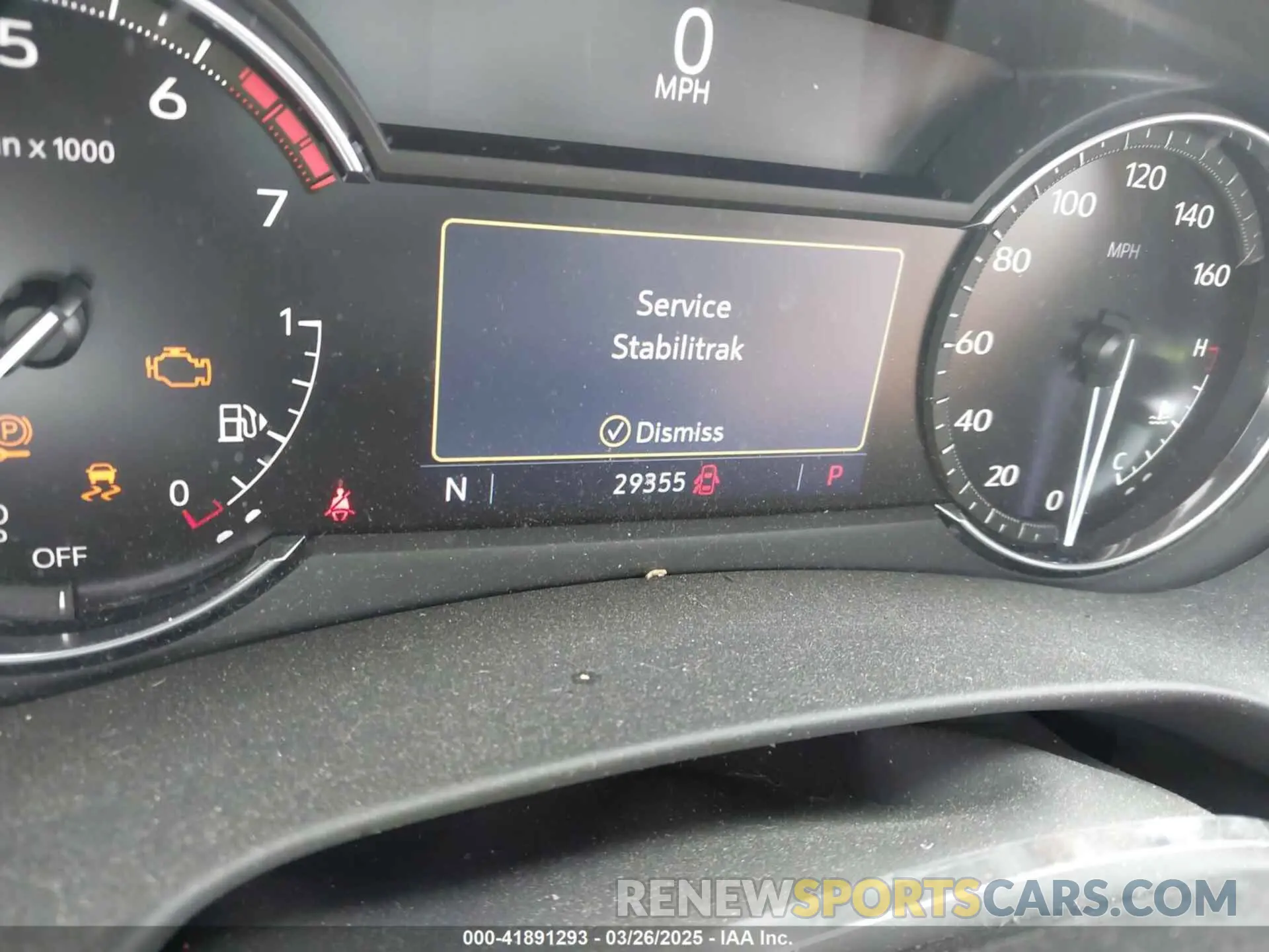 16 fotografías del automóvil dañado 1GYFZCR4XPF101409 CADILLAC XT4 2023