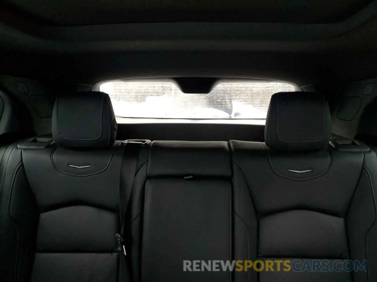 10 fotografías del automóvil dañado 1GYFZDR42PF215961 CADILLAC XT4 2023