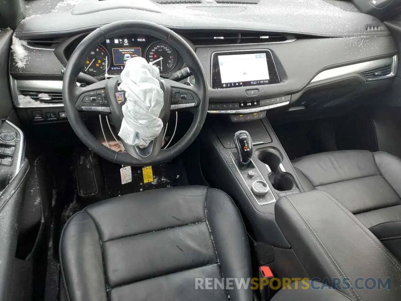 8 fotografías del automóvil dañado 1GYFZDR42PF215961 CADILLAC XT4 2023
