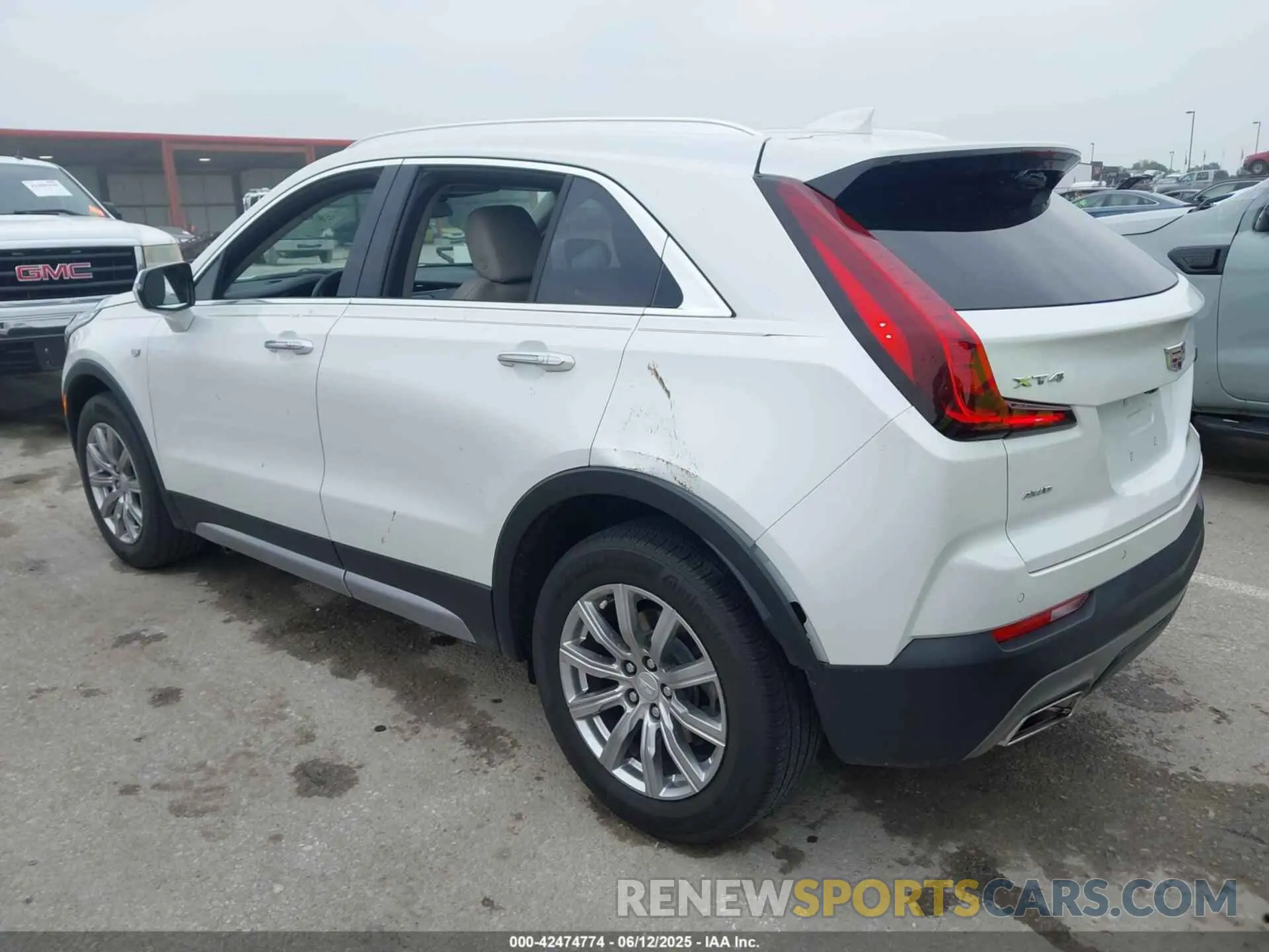 3 fotografías del automóvil dañado 1GYFZDR43PF176779 CADILLAC XT4 2023