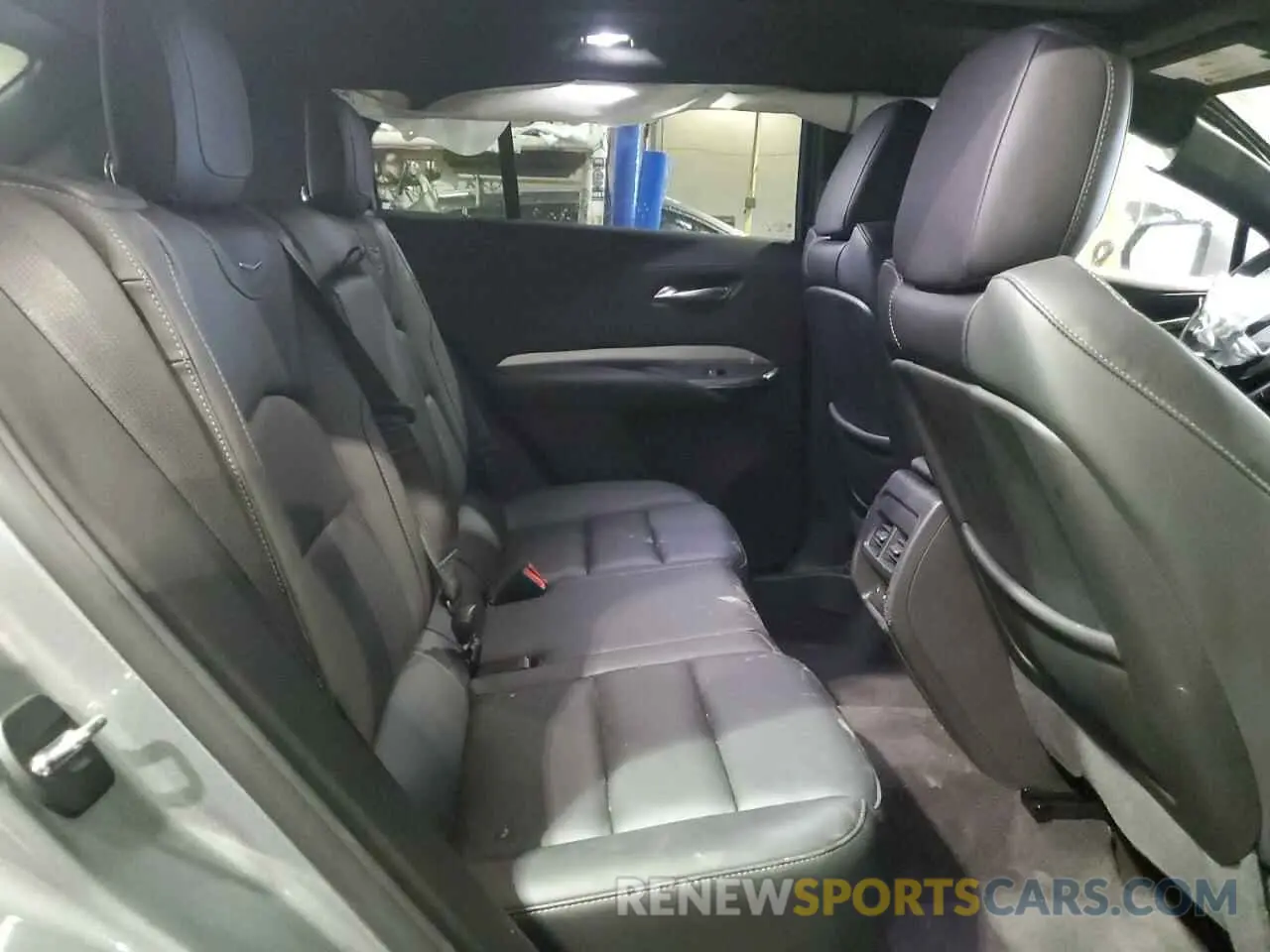11 fotografías del automóvil dañado 1GYFZDR4XPF109449 CADILLAC XT4 2023