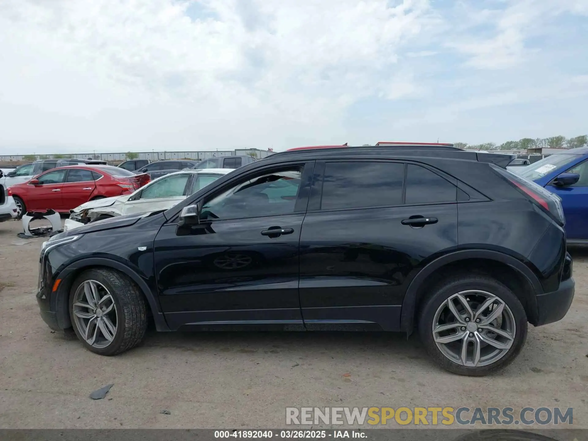14 fotografías del automóvil dañado 1GYFZER4XPF188577 CADILLAC XT4 2023