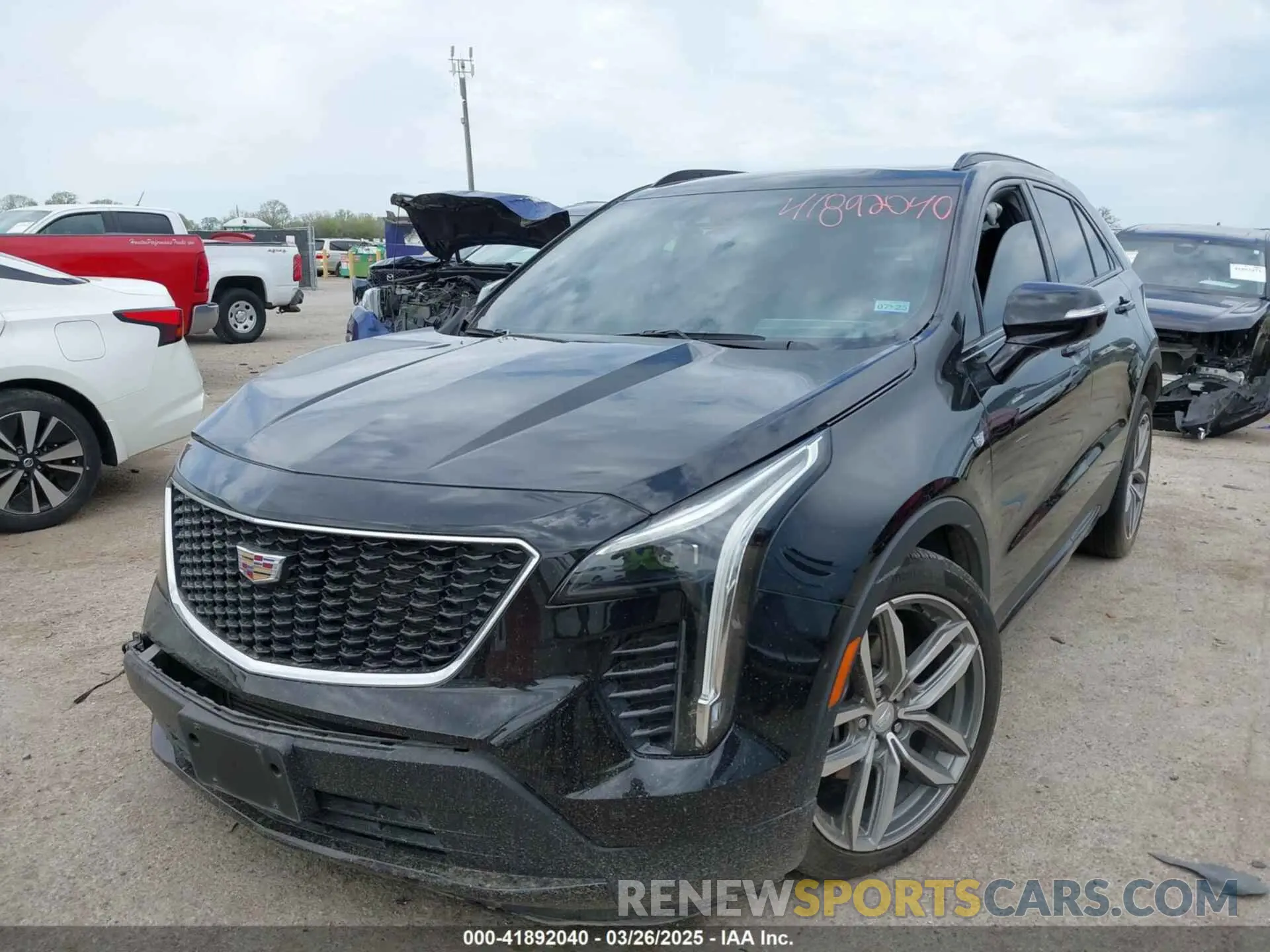 2 fotografías del automóvil dañado 1GYFZER4XPF188577 CADILLAC XT4 2023