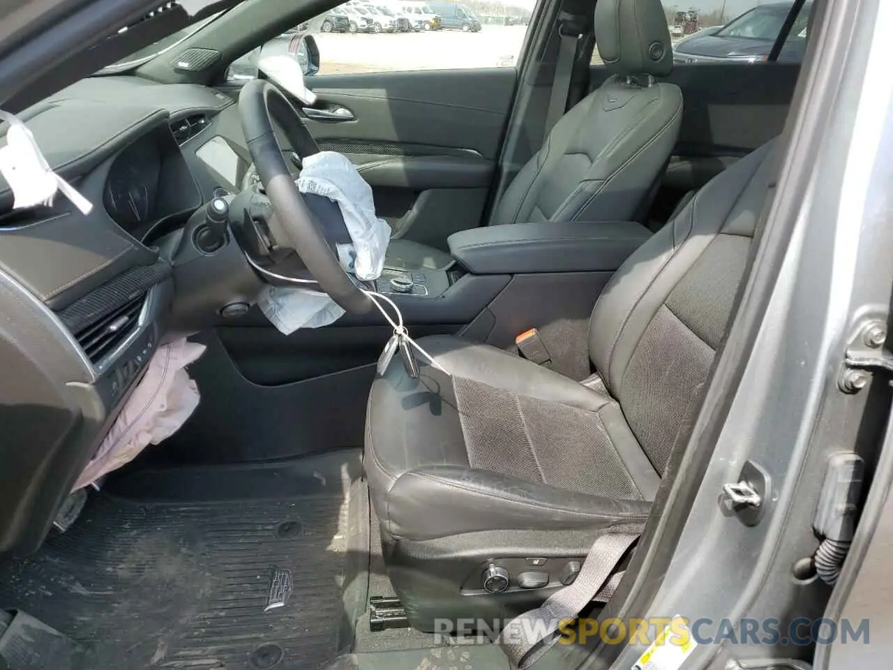7 fotografías del automóvil dañado 1GYFZFR4XPF218294 CADILLAC XT4 2023