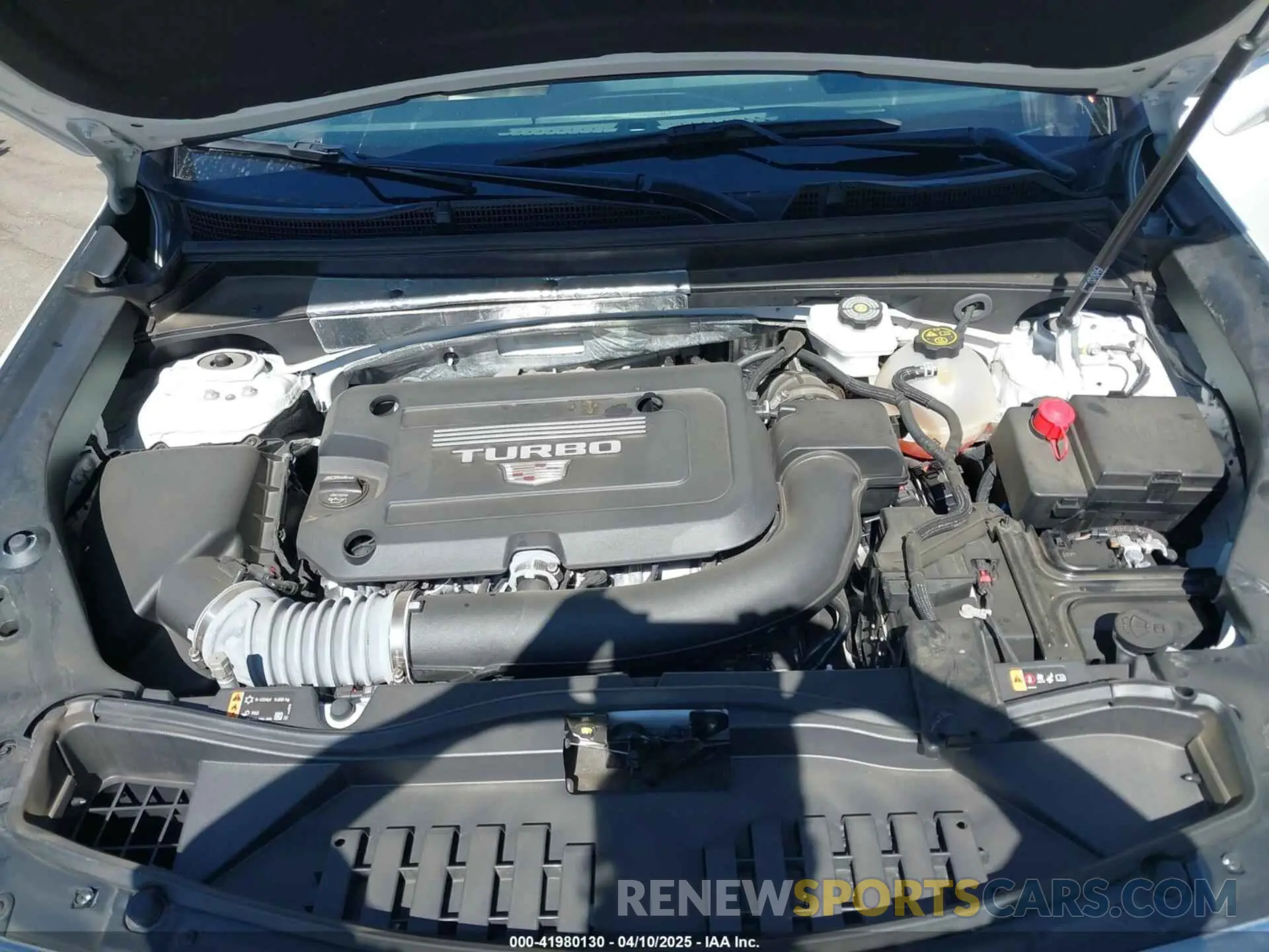 10 fotografías del automóvil dañado 1GYAZAR42RF168331 CADILLAC XT4 2024