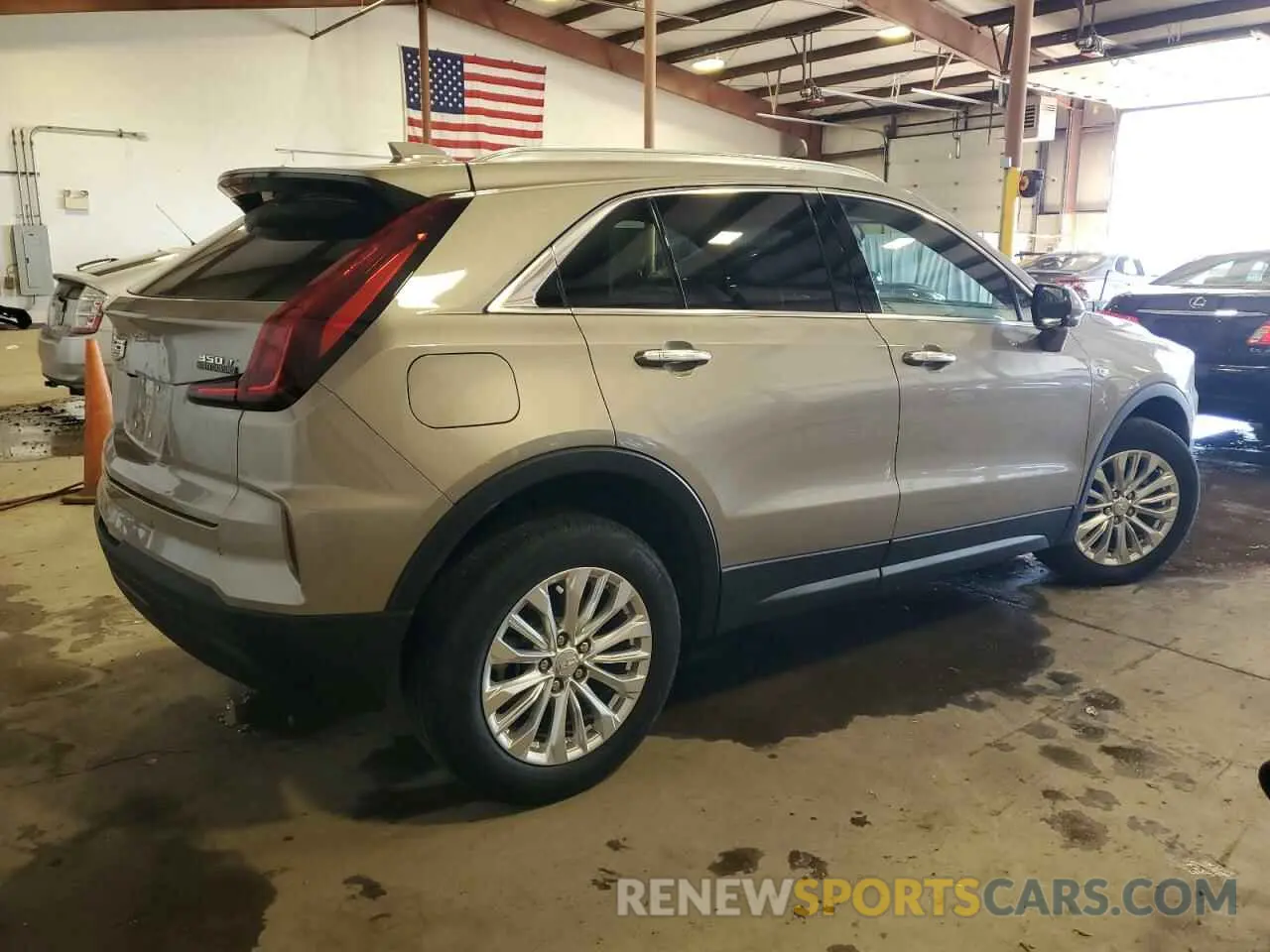 3 fotografías del automóvil dañado 1GYFZBR48RF242850 CADILLAC XT4 2024