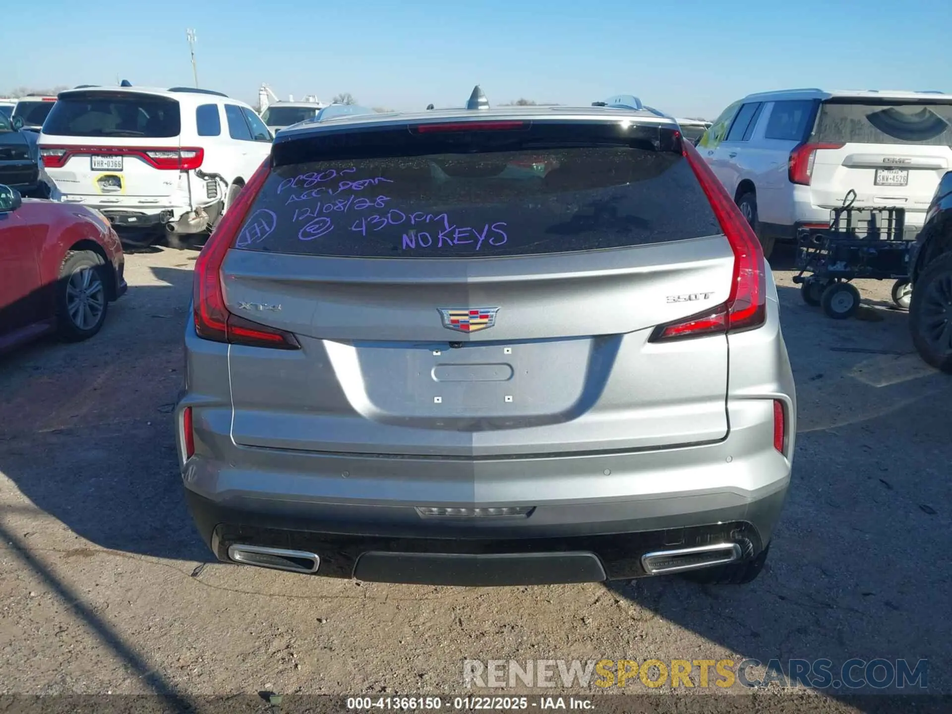 15 fotografías del automóvil dañado 1GYFZCR40RF158284 CADILLAC XT4 2024