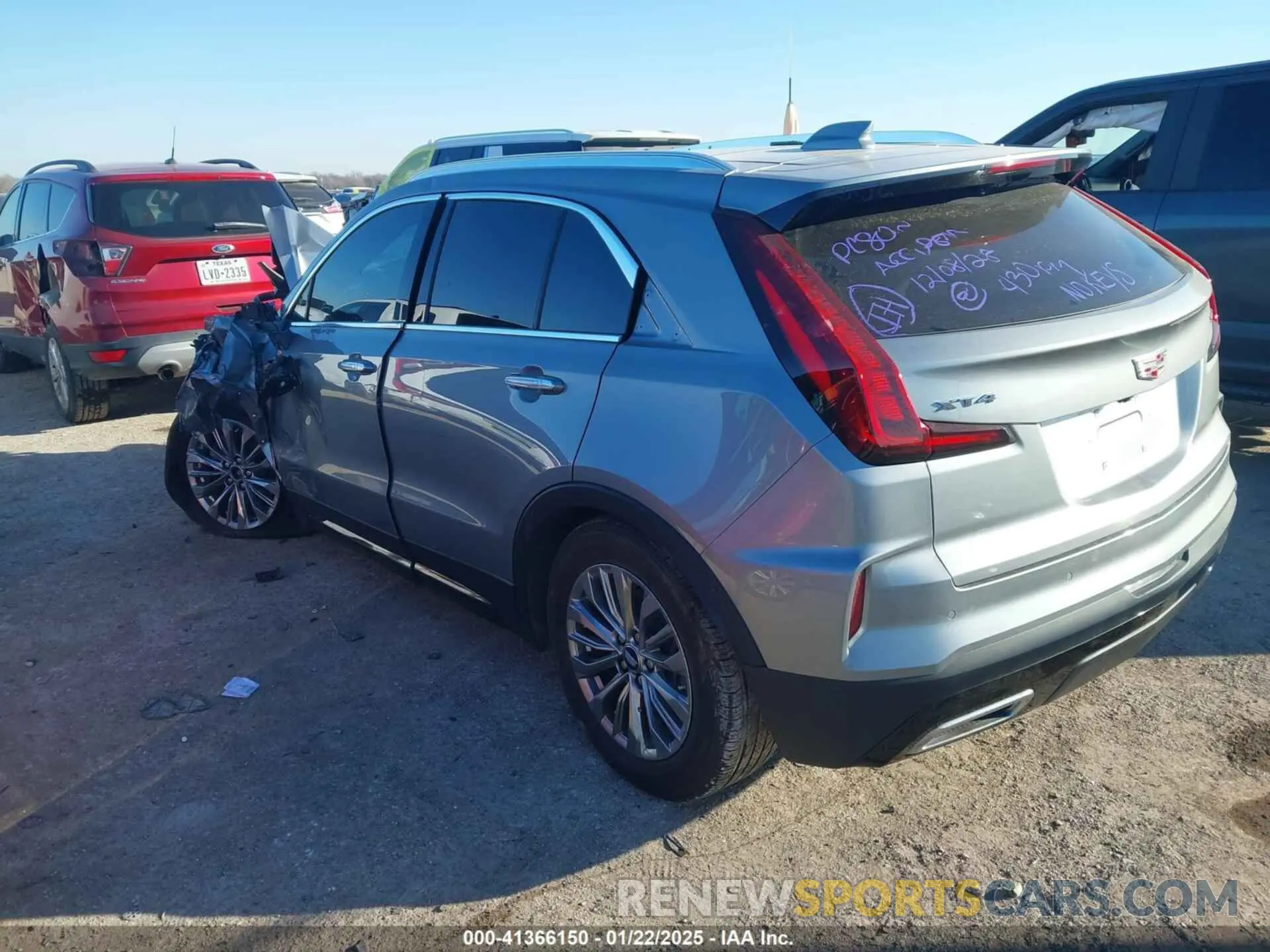 3 fotografías del automóvil dañado 1GYFZCR40RF158284 CADILLAC XT4 2024