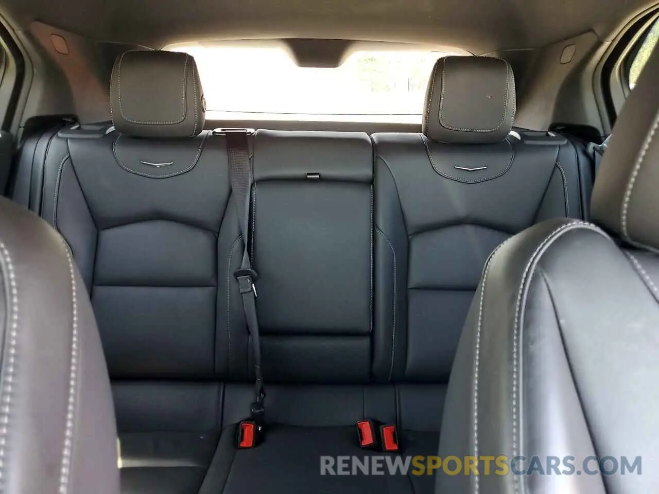 10 fotografías del automóvil dañado 1GYFZCR43RF145903 CADILLAC XT4 2024