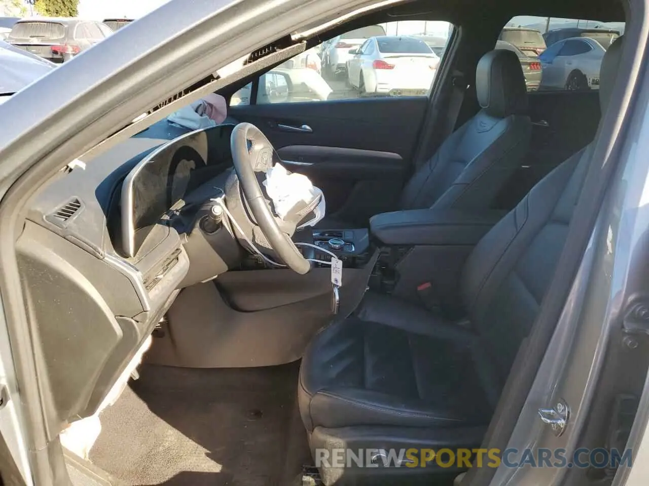 7 fotografías del automóvil dañado 1GYFZCR47RF126643 CADILLAC XT4 2024