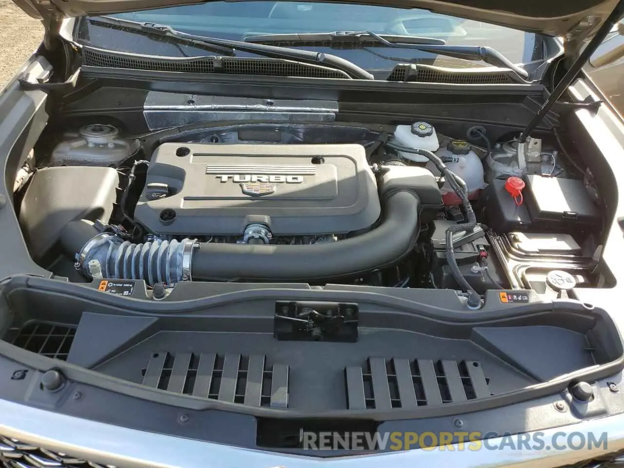 12 fotografías del automóvil dañado 1GYFZDR40RF219252 CADILLAC XT4 2024