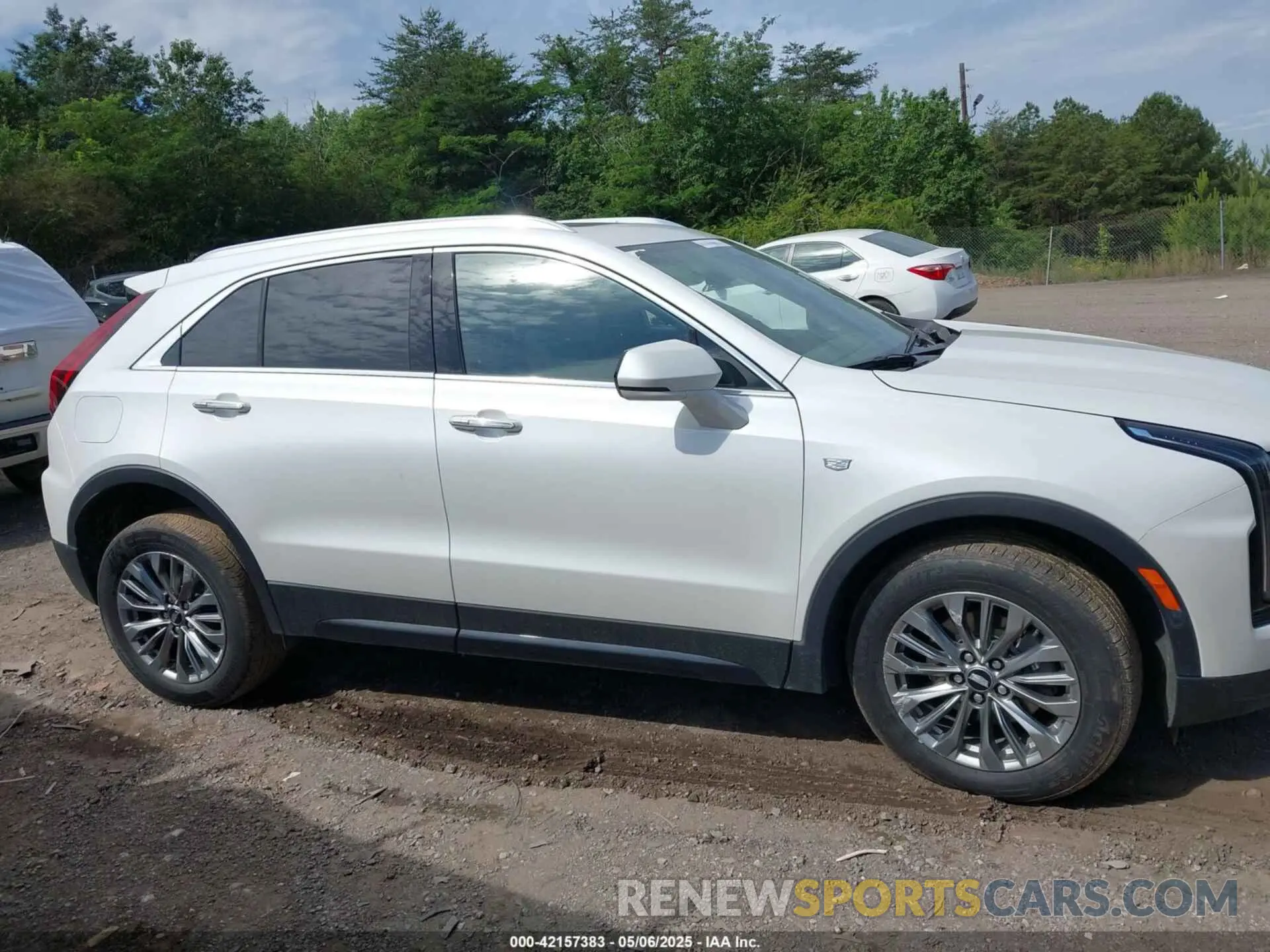 13 fotografías del automóvil dañado 1GYFZDR43RF147835 CADILLAC XT4 2024