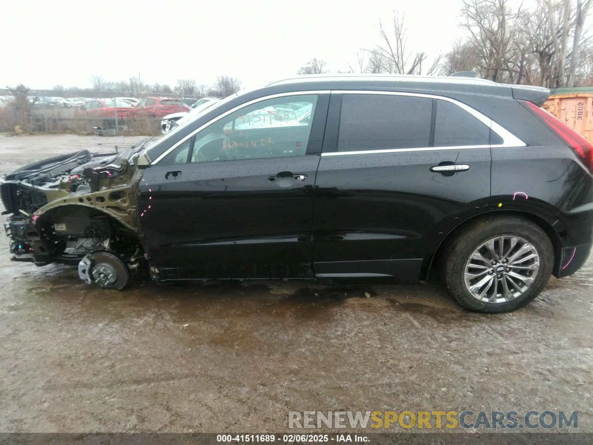 14 fotografías del automóvil dañado 1GYFZDR44RF161016 CADILLAC XT4 2024