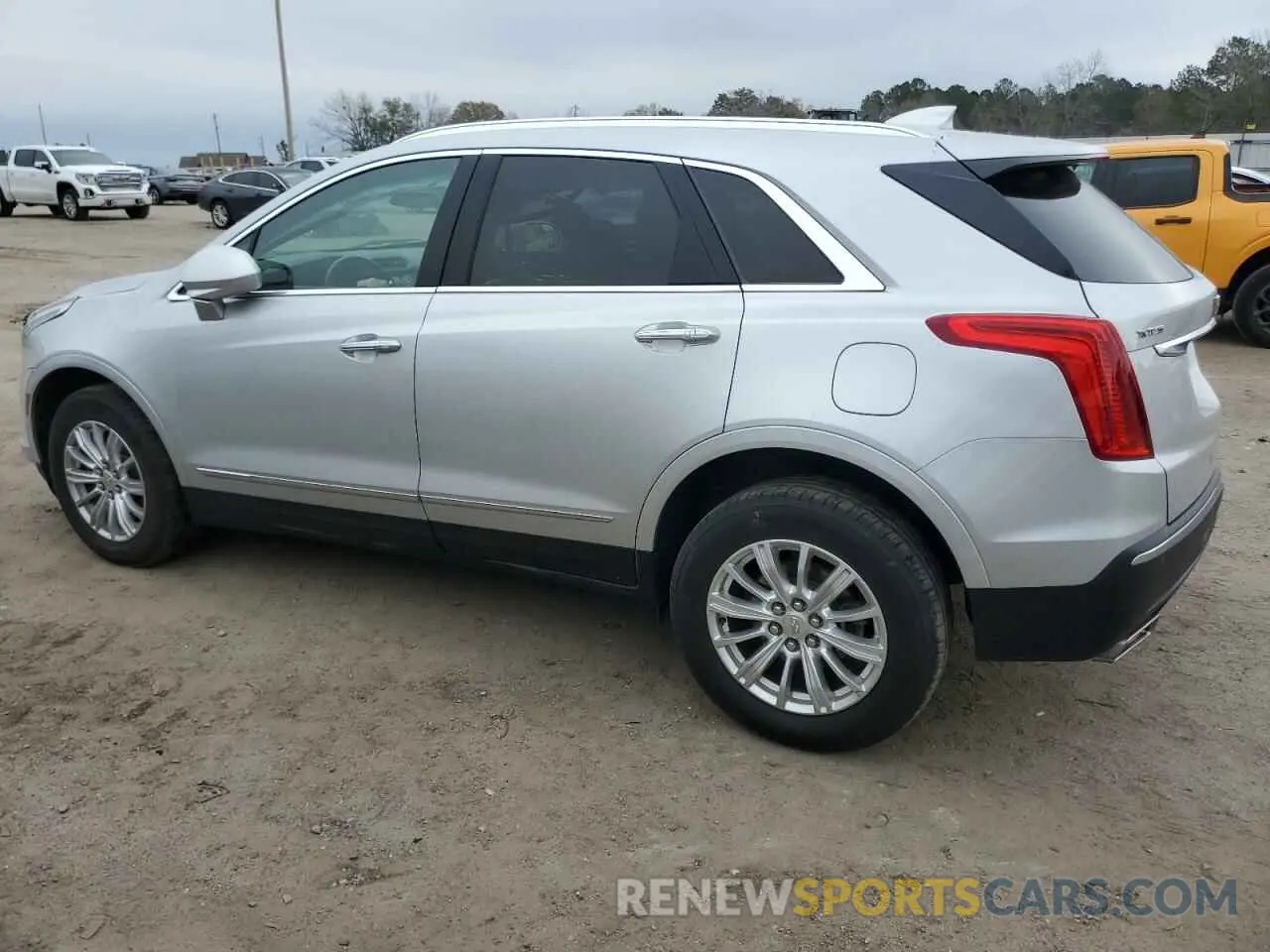 2 fotografías del automóvil dañado 1GYKNARS3KZ146048 CADILLAC XT5 2019