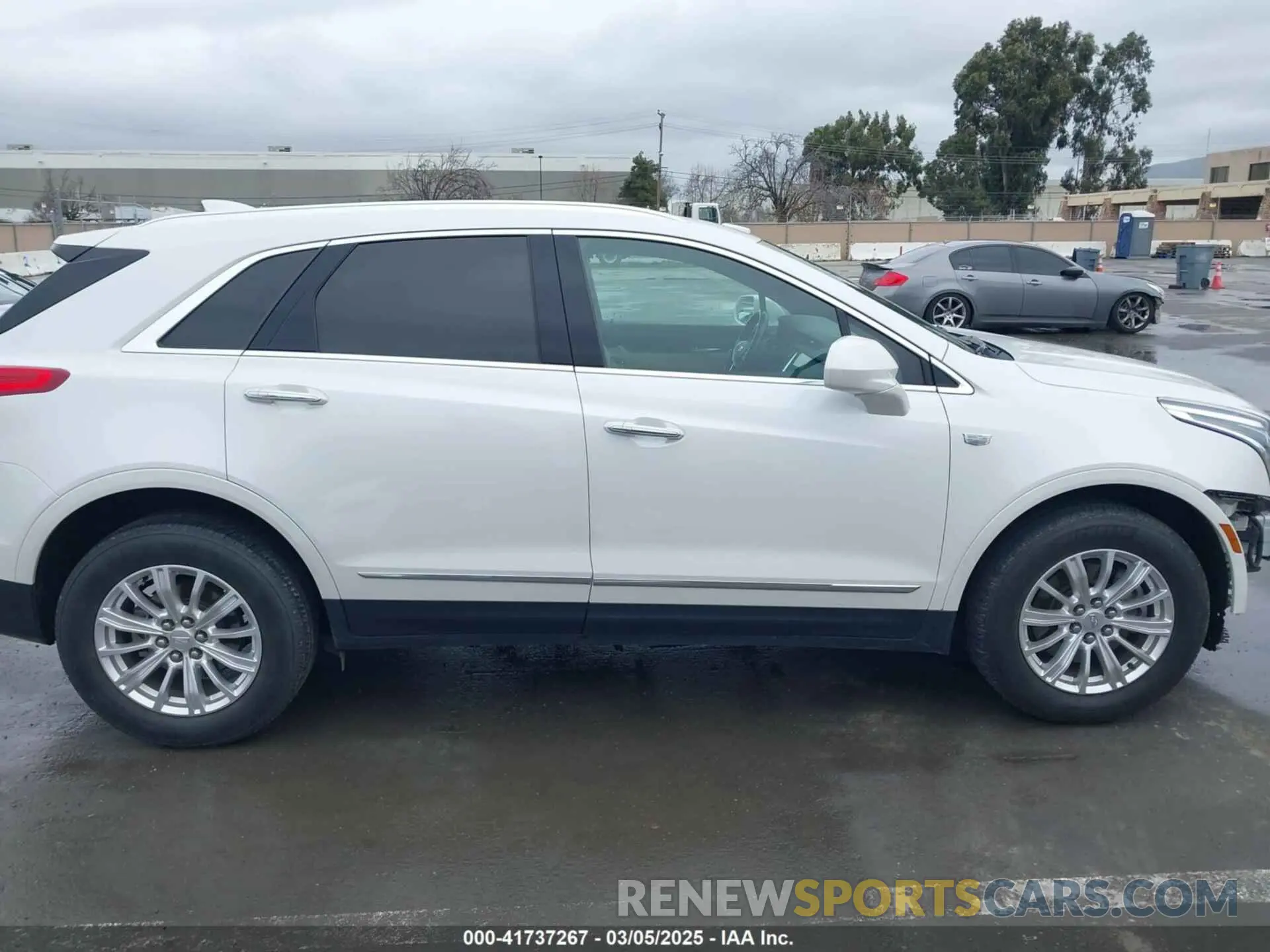 14 fotografías del automóvil dañado 1GYKNARS4KZ188857 CADILLAC XT5 2019